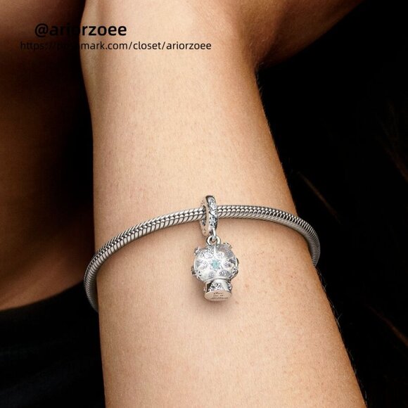 Pandora Snowflake Snow Globe Dangle Charm - Picture 2 of 2